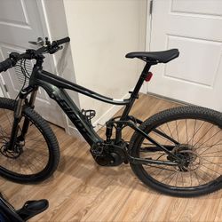 Giant Mountain E-bike Stance E+2