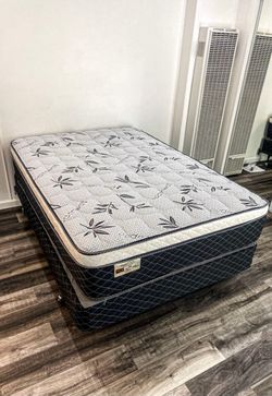 Queen size pillow top bamboo brand mattress new