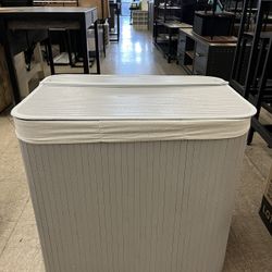 SONGMICS 39.6 Gallons (150L) Laundry Hamper 3-Section Basket with Lid - Gray