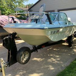 15" Sportcraft Bowrider Boat