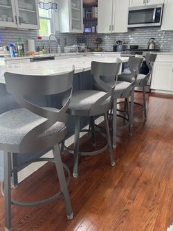 4 Counter Height Swivel Stools