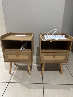 set of 2 nightstands