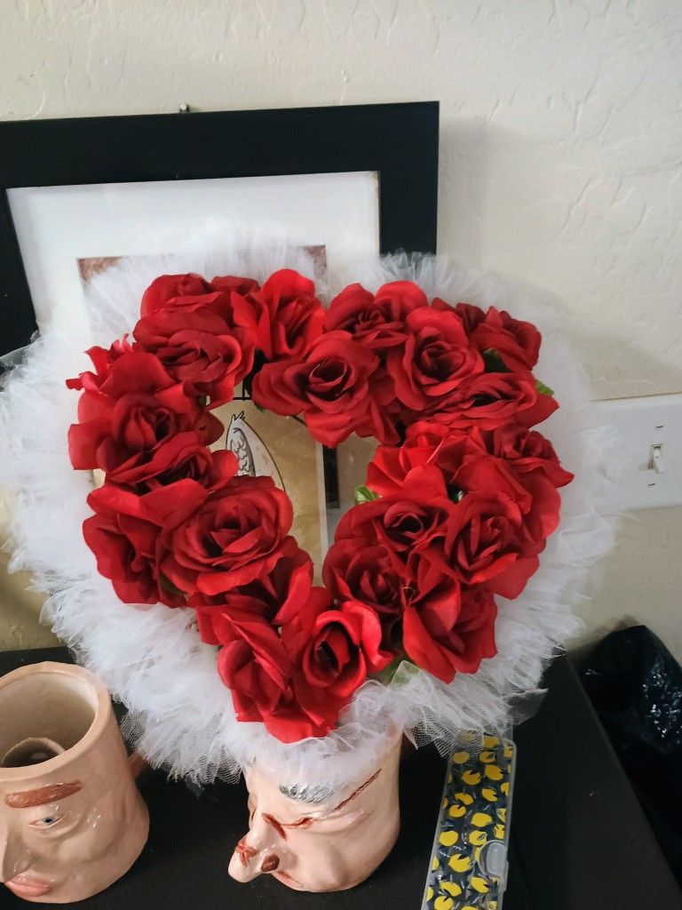 Red&White Handmade Floral Heart Wreath
