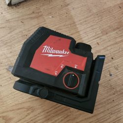 Cross Line Laser Milwaukee Green Line Pick Up In Posen