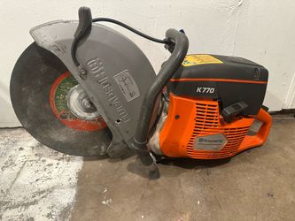 Concrete saw