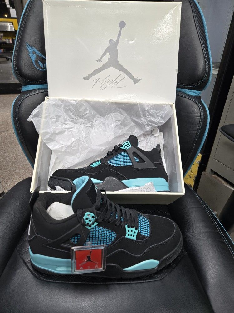 Jordan 4's Size 11