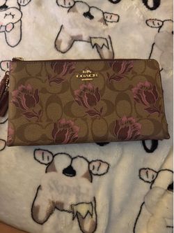 Used Coach Wristlet - Style No. F78113