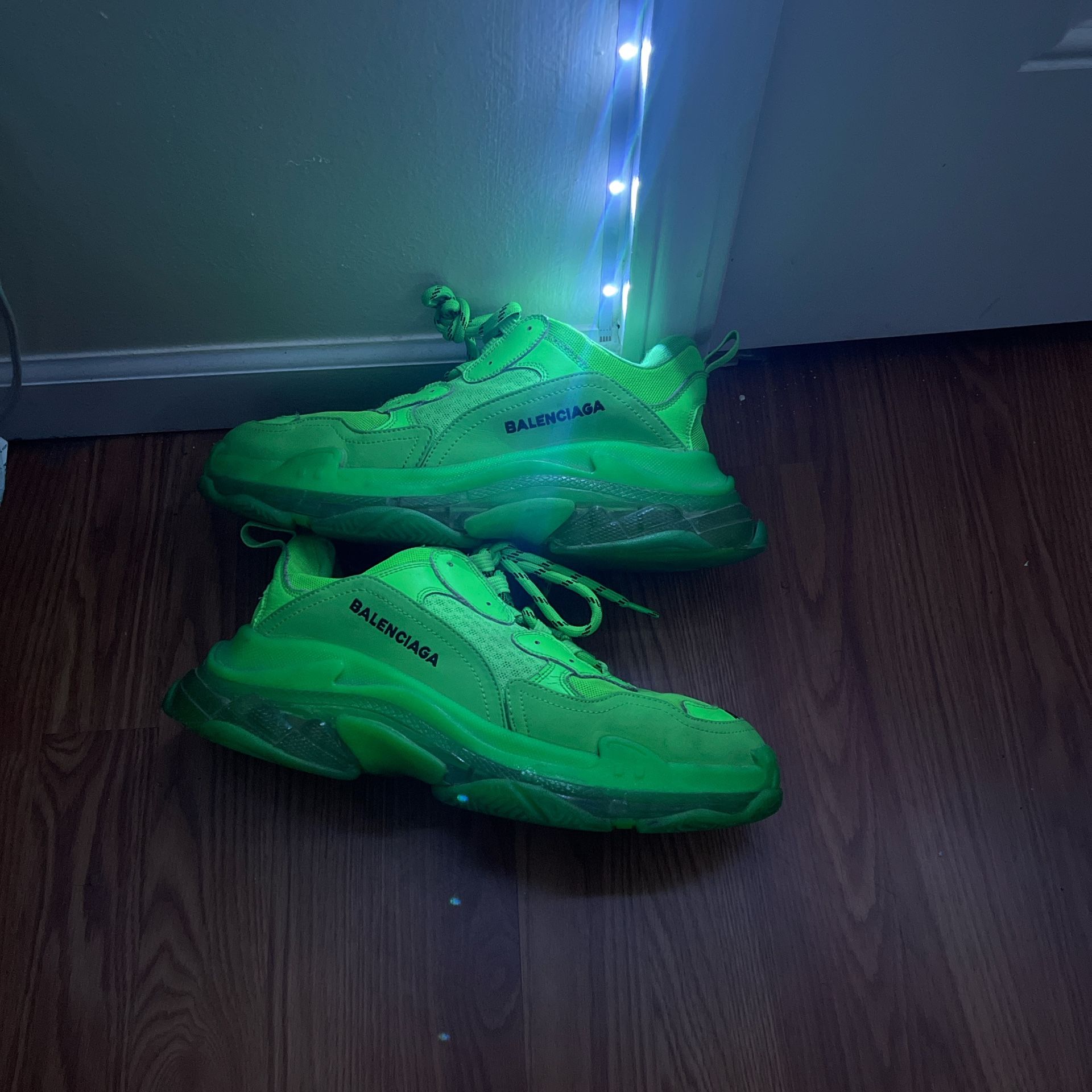 Green Balenciaga Triple S trainer (Used)