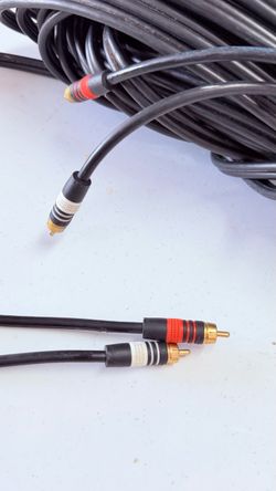 Stereo cable 100ft