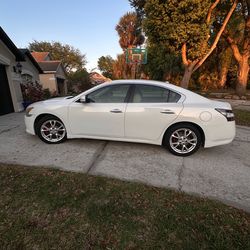 2014 Nissan Maxima