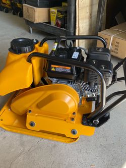 Plate compactor