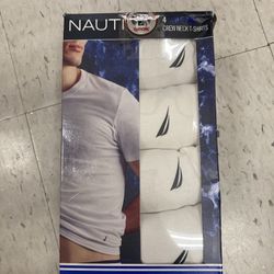 NWT Nautica Men’s Crew Neck Tshirt 4 Pack Size M