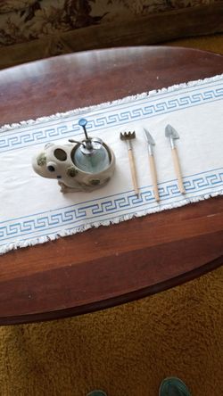 Miniature gardening kit
