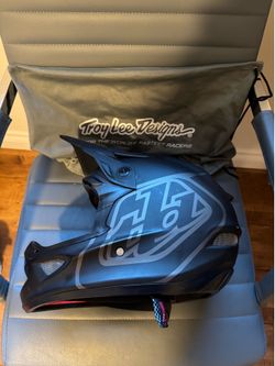 Troy Lee D3 Helmet Size Large