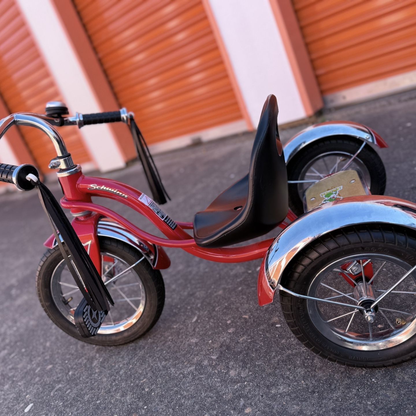 Schwinn Easy Steer Tricycle Schwinn Tricycle With Push Handle Schwinn, Roadster Classic Tricycle, 12" Front Wheel, Orange