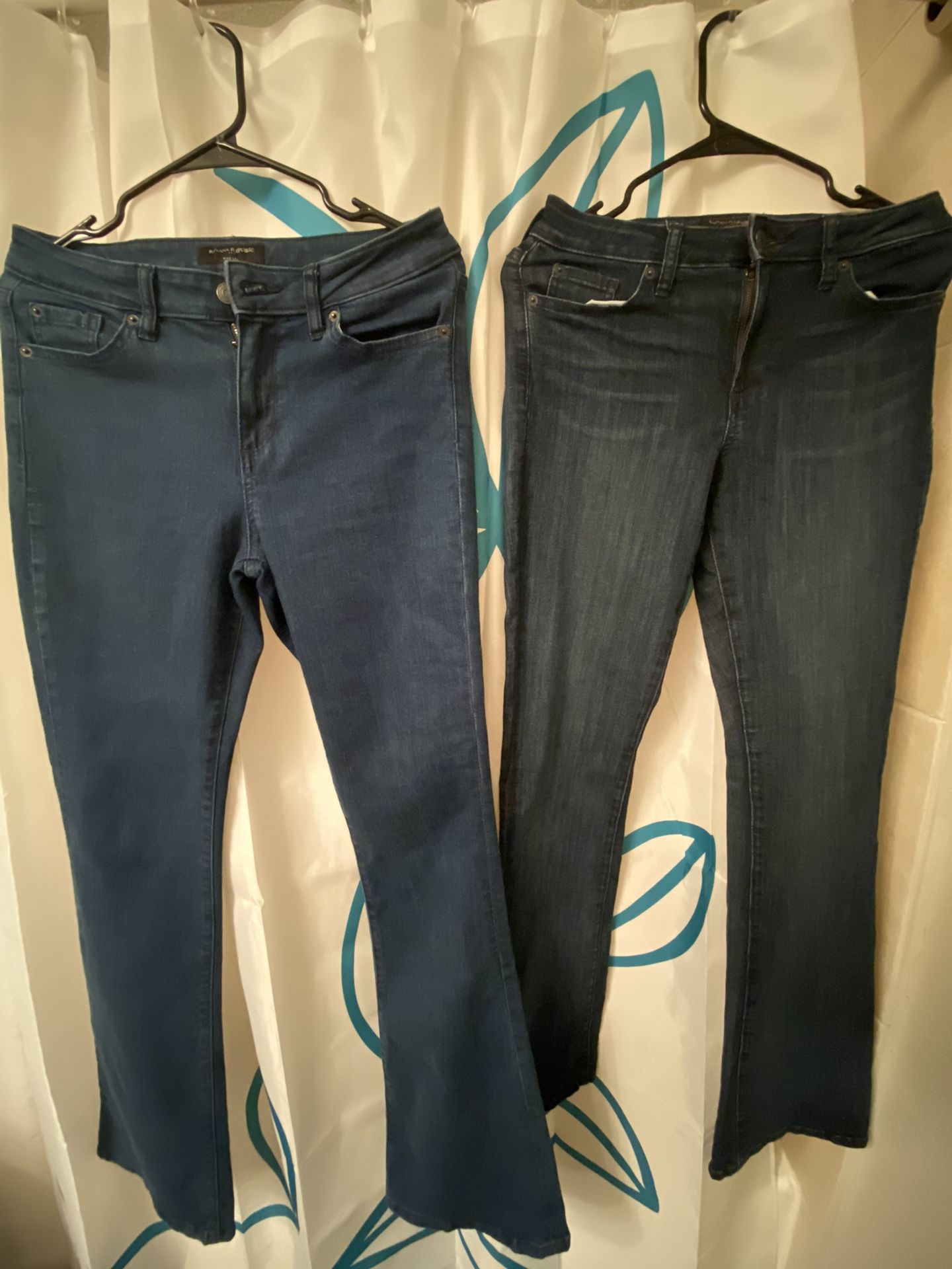 Lewis, banana republic , guess call it spring , Abercrombie, loft