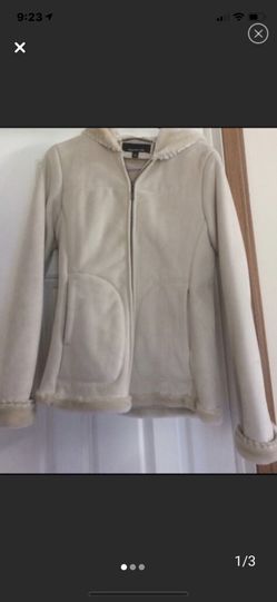 Jones New York winter coat size small brand new never worn