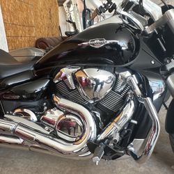 2006 Suzuki Boulevard M109R