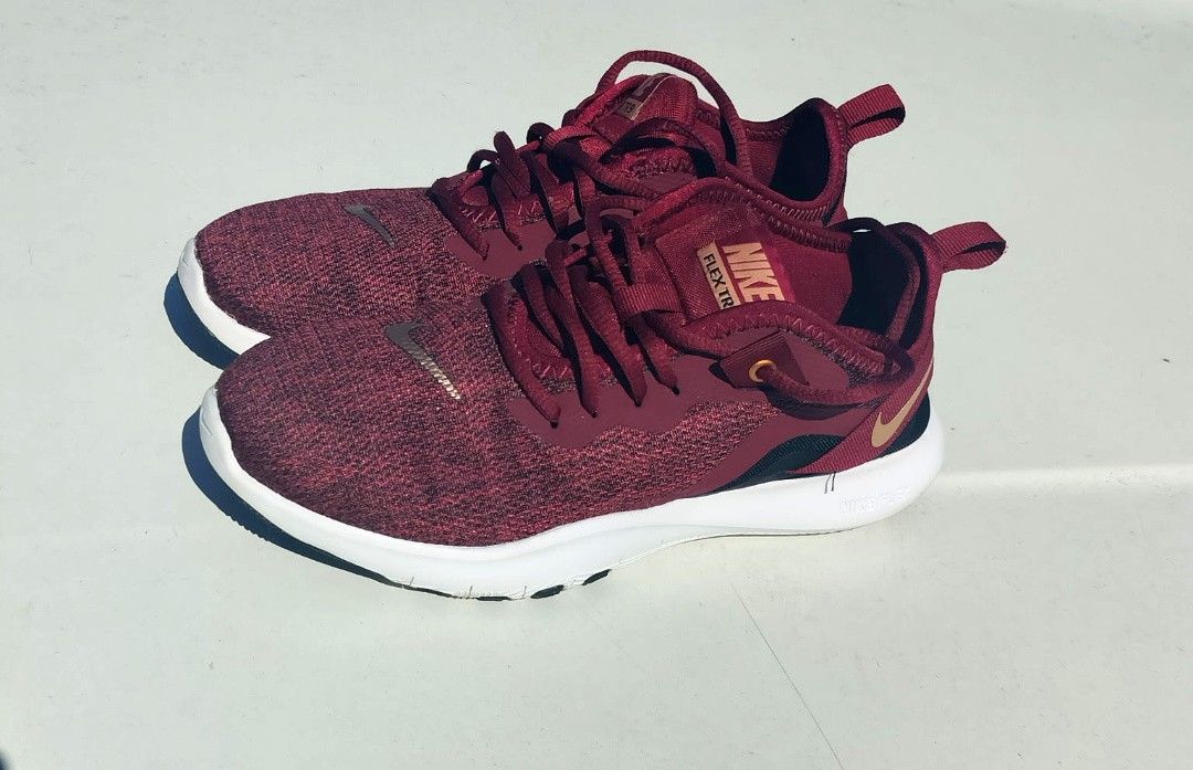 Nike Flex TR Size 6 Maroon Women Running Shoes