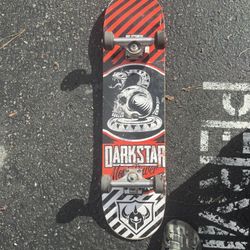 Skateboard  Darkstar