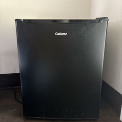 Galanz Mini Fridge