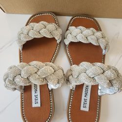 Steve Madden Women's Newbie Flat Sandal Rhinestone Size 8 Silver