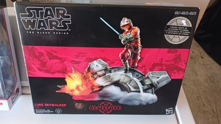 STAR WARS STATUE