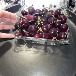 Fresh Picked Super Sweet Cherry