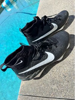 Nike Alpha Huarache NXT Mid Metal Baseball Cleats — Black  PICK UP ANYTIME  Size: 10.5