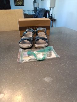 Brand New Ortho Feet Blue Sandals 10wide