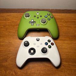 Xbox Controllers (For Parts)