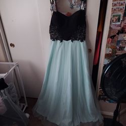 Prom dress