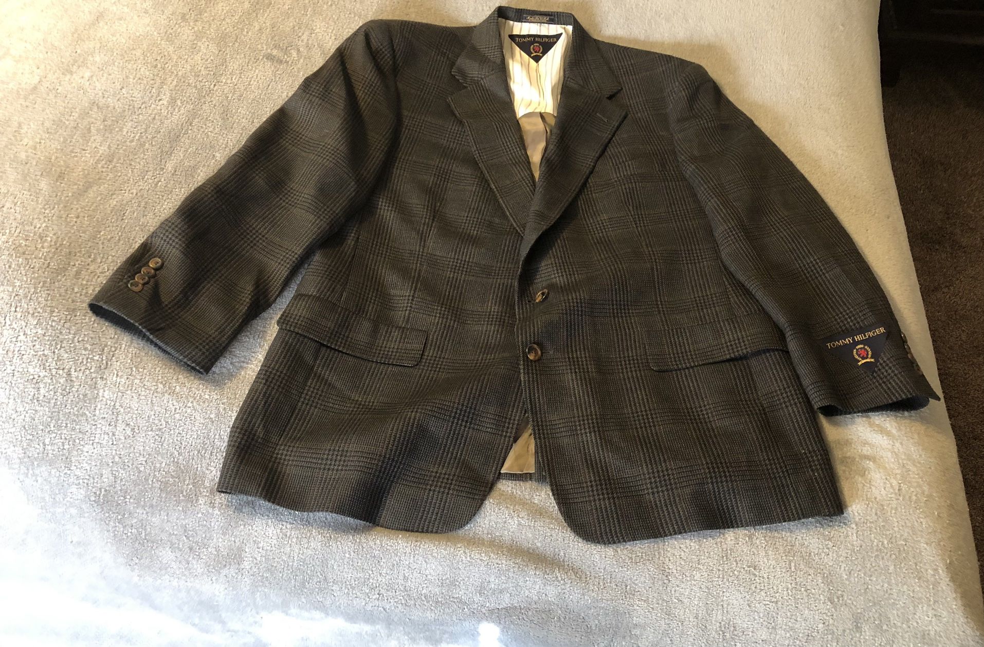 Men’s Tommy Hilfiger Worsted Wool Fully Lined Jacket Size 46 NWT
