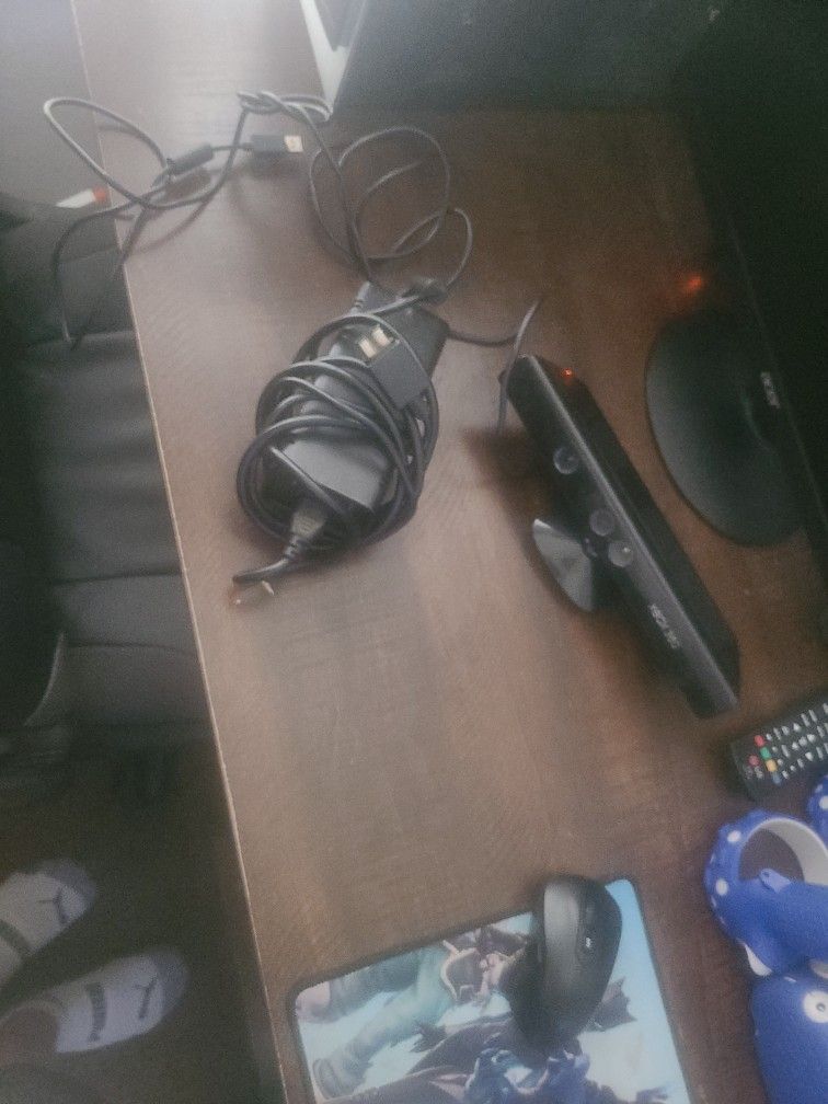 Xbox 360 Camera Sensor Tracking And Xbox 360 Power Cable