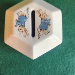 Wedgewood Porcelain Bank Child Nursery Decor Peter Rabbit Beatrix Potter