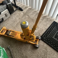 Forklift Jack 
