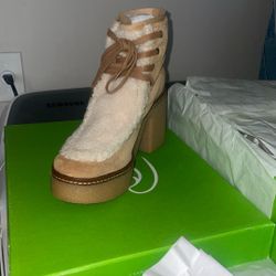  Shaw Sandstone Suede 