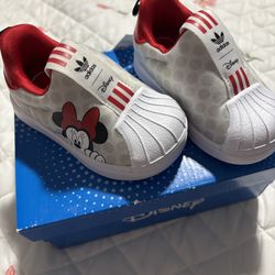 Disney adidas