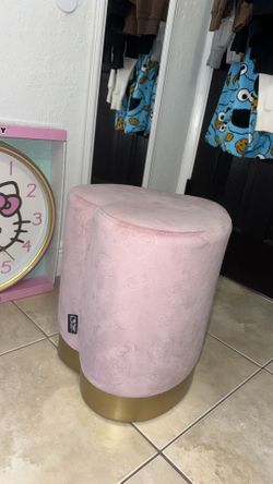 hello kitty stool
