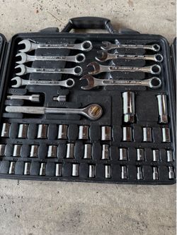 Open and closed wrenches and ratchet  socket set
