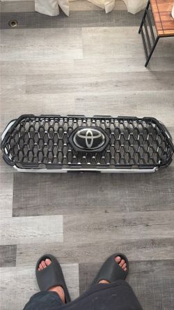 2019  trd sport grille