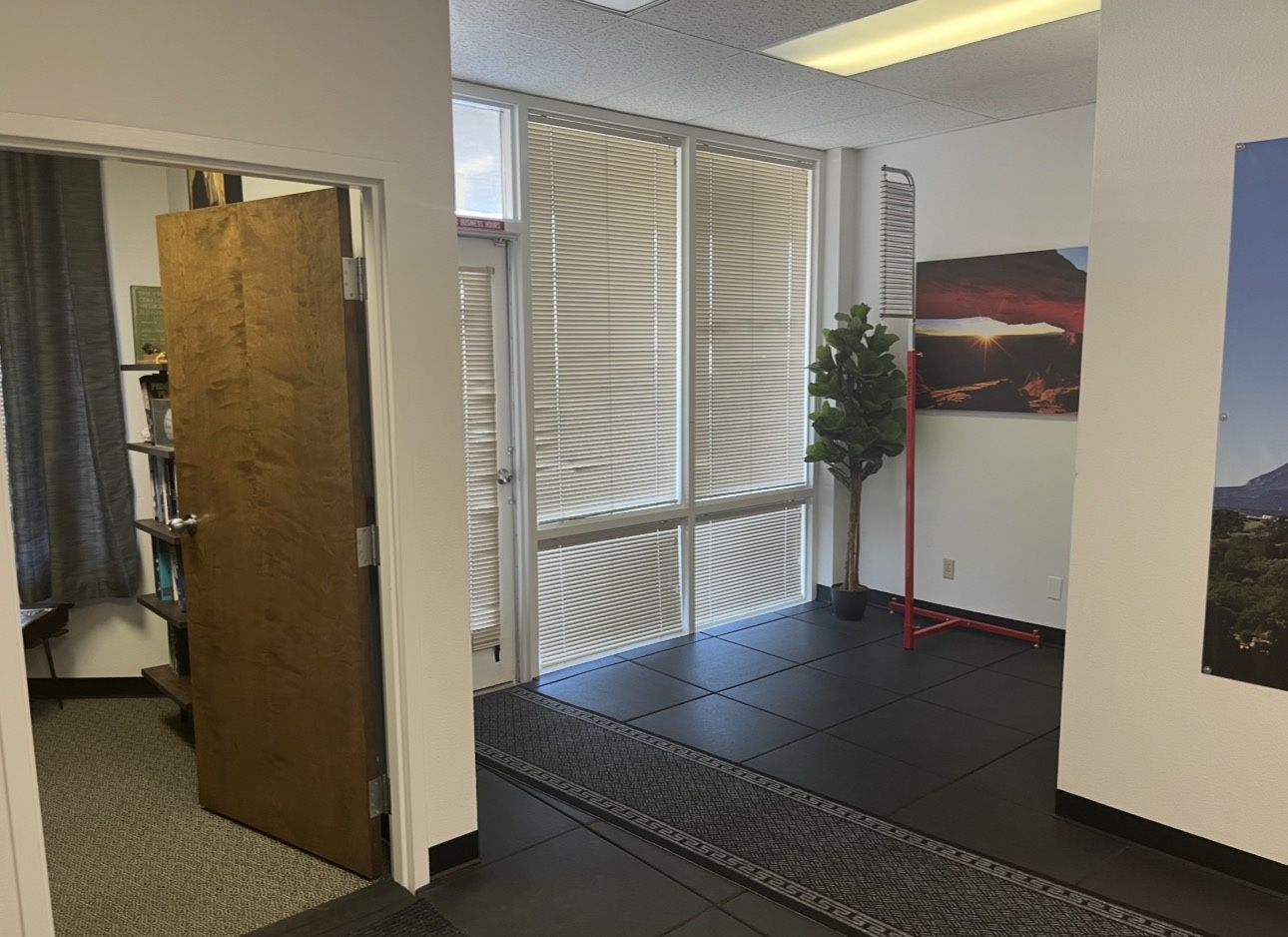 64 Heavy-Duty Interlocking Gym Floor Tiles (256 sq ft, 1” Thick, High-Impact Rubber)