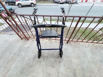 Drive Walker Rollator Rolling Walker