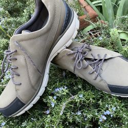 Clarks Wave Go Hiking Walking Shoes
