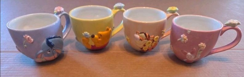 Disney Tigger Piglet Eeyore & Tigger Tea Coffee Cups (Small Chip On Piglet Cup)