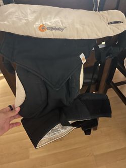 Ergo baby carrier