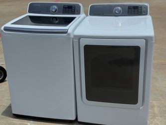 Samsung Washer and Samsung dryer electric large load capacity works perfectly extra for delivery same day delivery and installation available