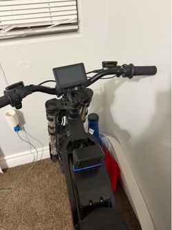 E Bike - has flat back tire