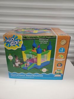 H2O Go Bestway Castletopia Mega Bouncer Brand New Sealed