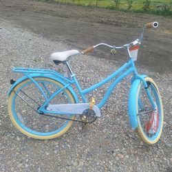 Huffy Nel Lusso 26" Women's Cruiser Bike